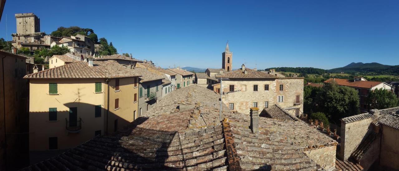 דירות Mansarda Con Solarium Panoramico Su Centro Storico Di Sarteano Vicino Alle Famose Terme Della Val D'Orcia מראה חיצוני תמונה